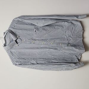 Vineyard Vines performance button down